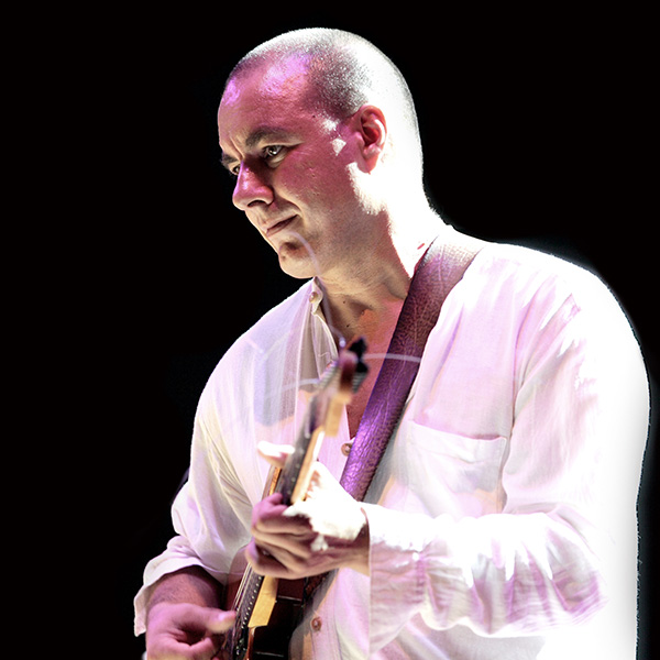 Marco-Tindiglia,-Jazz-Gitarre-)